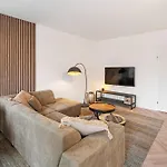 Prestige Xl Full-home Near Center And Park