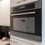 דירה Prestige Xl Full-home Near Center And Park רוזנדאל