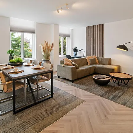 Prestige Xl Full-home Near Center And Park *
