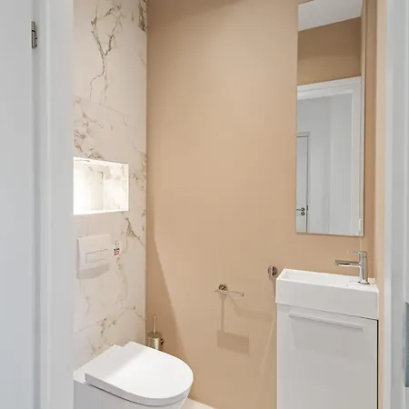 Prestige Xl Full-home Near Center And Park Apartamento